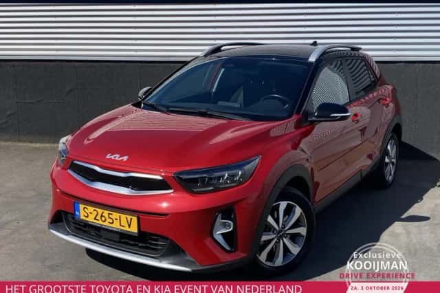 Kia Stonic (2023) thumbnail 1