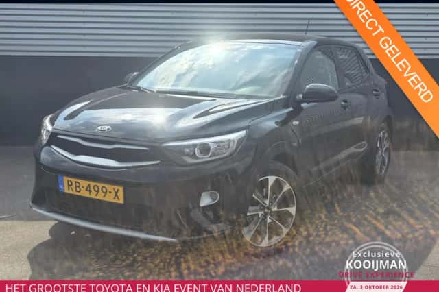Kia Stonic (2017) thumbnail 1