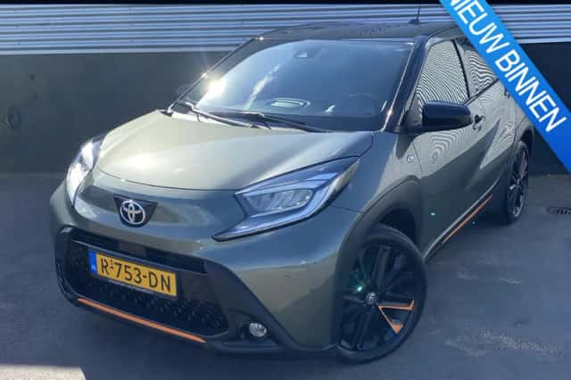 Toyota Aygo (2022) thumbnail 1