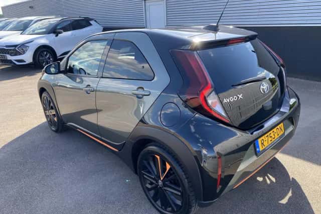 Toyota Aygo (2022) thumbnail 4