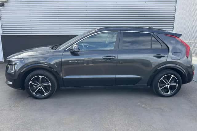 Kia Niro (2022) thumbnail 3