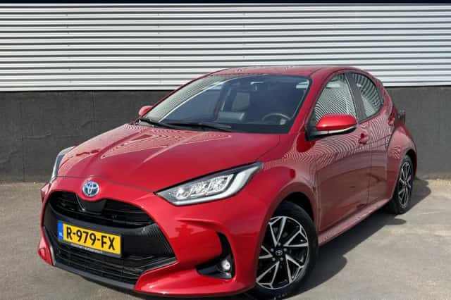 Toyota Yaris (2022) thumbnail 1