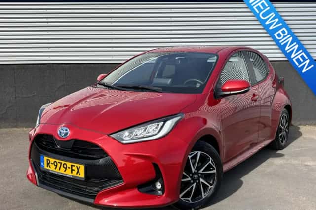 Toyota Yaris (2022) thumbnail 1