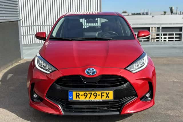 Toyota Yaris (2022) thumbnail 5