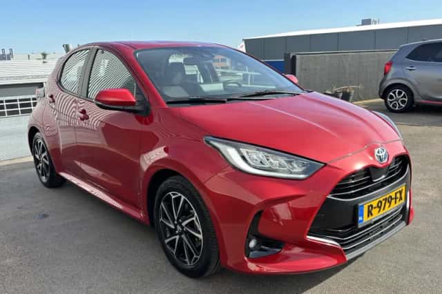 Toyota Yaris (2022) thumbnail 6