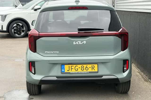 Kia Picanto (2025) thumbnail 4