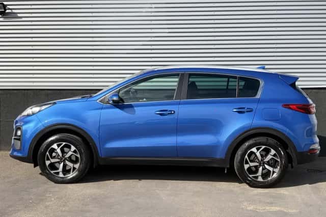 Kia Sportage (2021) thumbnail 2