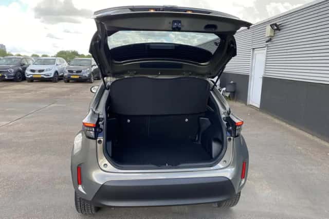 Toyota Yaris Cross (2025) thumbnail 6
