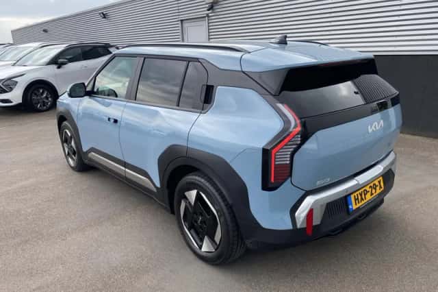 Kia EV3 (2025) thumbnail 4