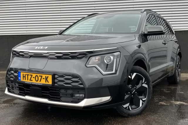 Kia Niro EV (2025) thumbnail 2
