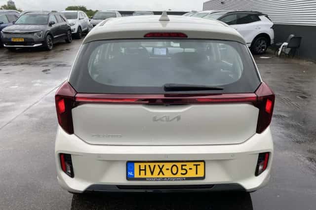 Kia Picanto (2025) thumbnail 5