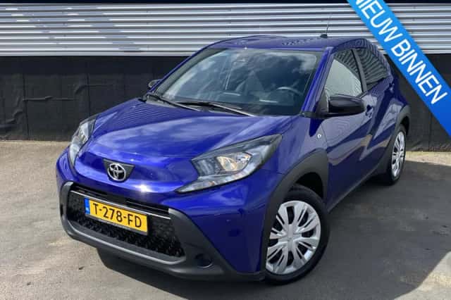 Toyota Aygo (2023) thumbnail 1