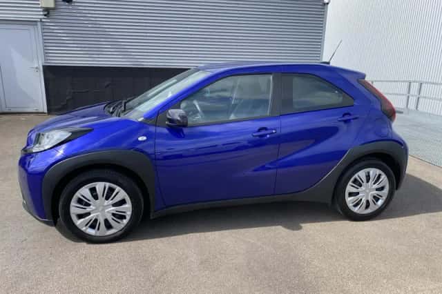 Toyota Aygo (2023) thumbnail 3