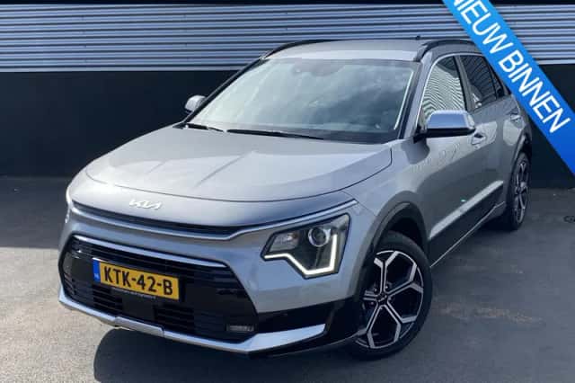 Kia Niro (2025) thumbnail 1