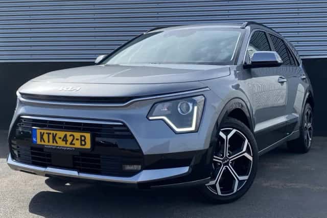 Kia Niro (2025) thumbnail 2