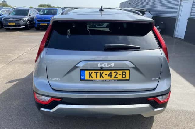Kia Niro (2025) thumbnail 5