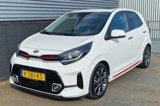 Kia Picanto (2021) thumbnail 3