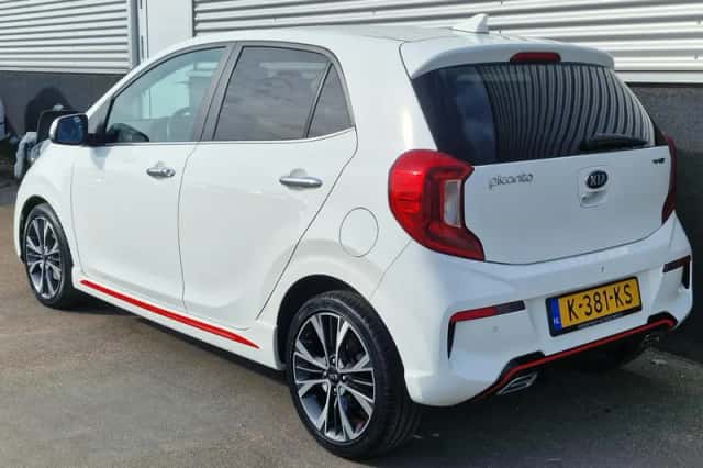 Kia Picanto (2021) thumbnail 5