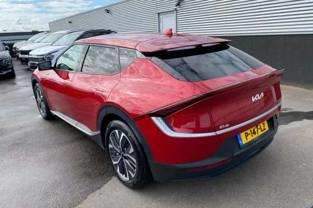 Kia EV6 (2022) thumbnail 4