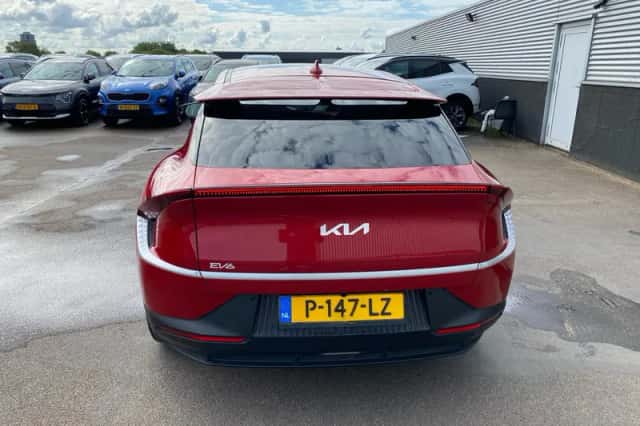 Kia EV6 (2022) thumbnail 5