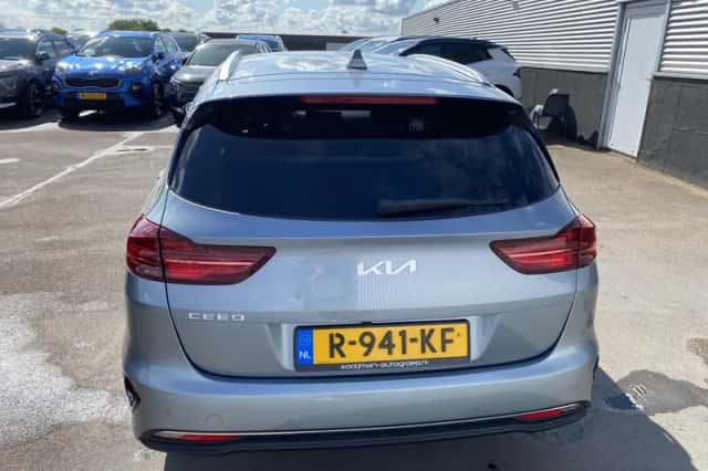 Kia Ceed (2022) thumbnail 5