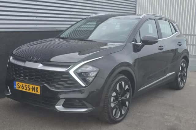 Kia Sportage (2023) thumbnail 3