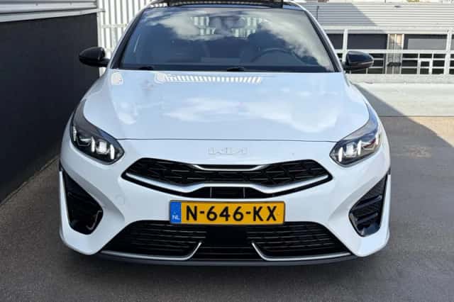 Kia Ceed (2021) thumbnail 6