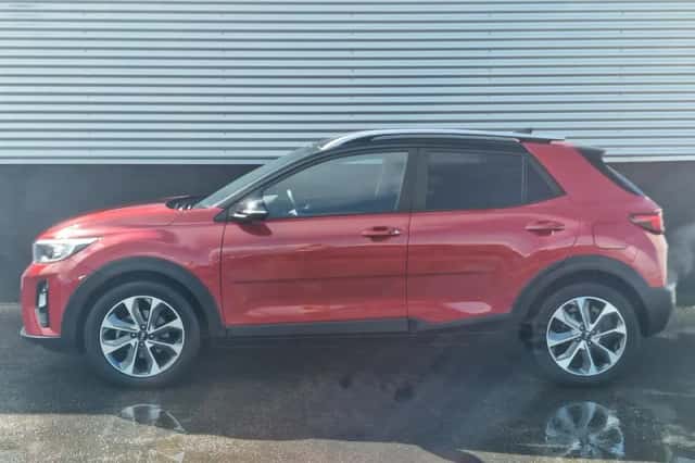 Kia Stonic (2020) thumbnail 3