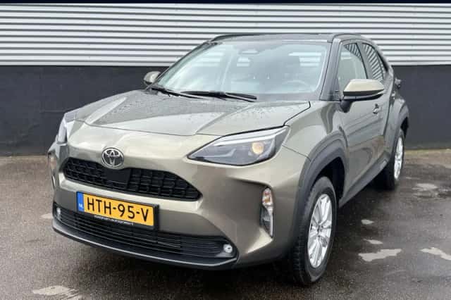 Toyota Yaris Cross (2025) thumbnail 1