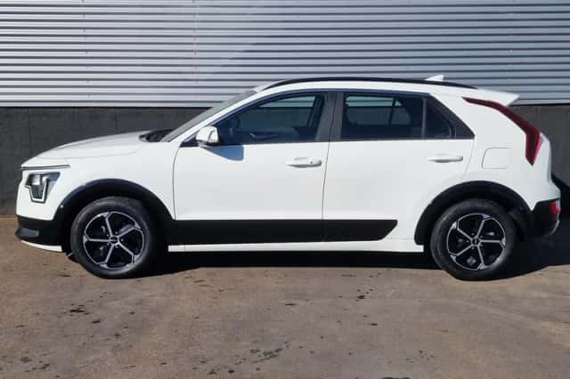 Kia Niro (2024) thumbnail 4