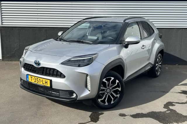 Toyota Yaris Cross (2023) thumbnail 1