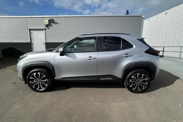 Toyota Yaris Cross (2023) thumbnail 4