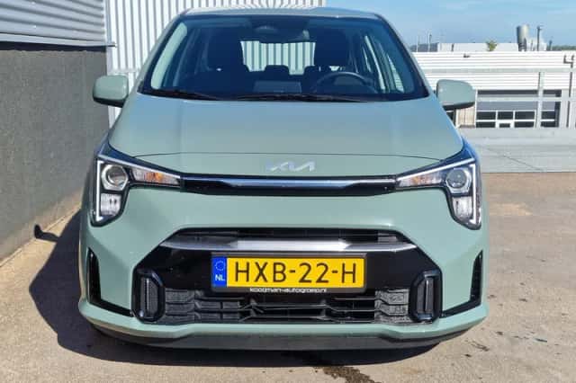 Kia Picanto (2025) thumbnail 2