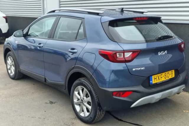 Kia Stonic (2025) thumbnail 5