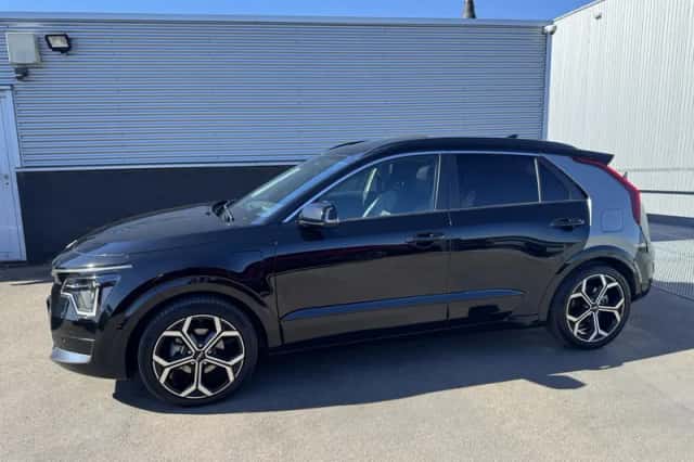 Kia Niro (2023) thumbnail 3