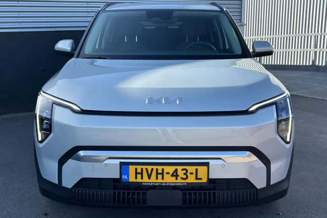Kia EV3 (2025) thumbnail 2