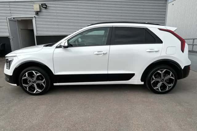 Kia Niro (2025) thumbnail 3