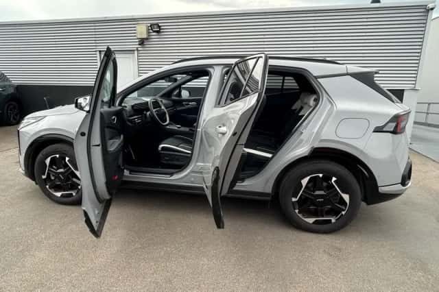 Kia Sportage (2025) thumbnail 6