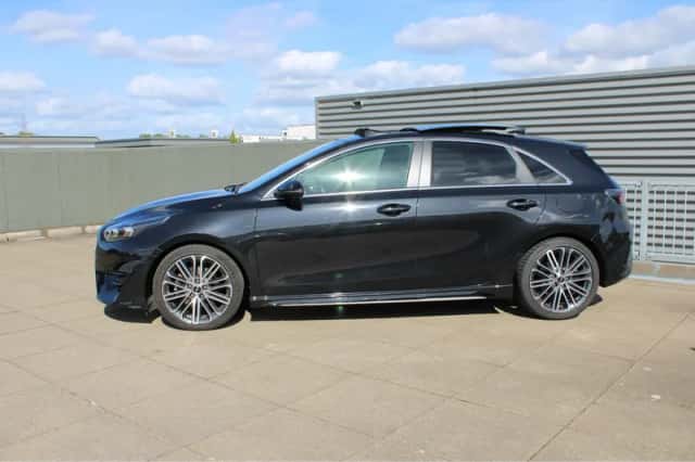 Kia Ceed (2025) thumbnail 4