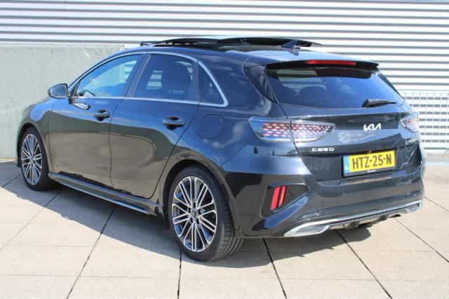 Kia Ceed (2025) thumbnail 6