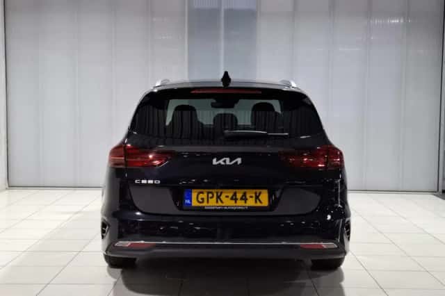 Kia Ceed Sportswagon (2024) thumbnail 6