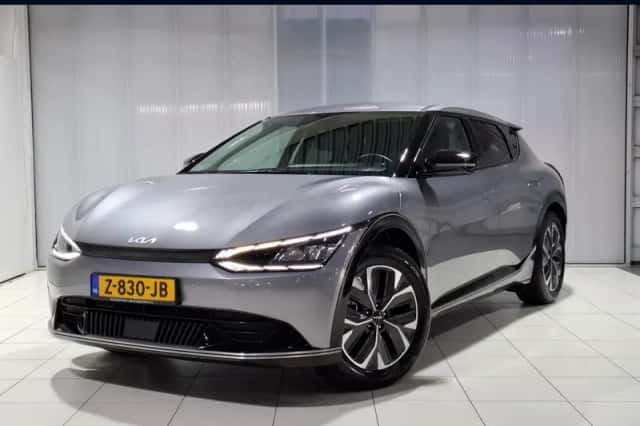 Kia EV6 (2024) thumbnail 1