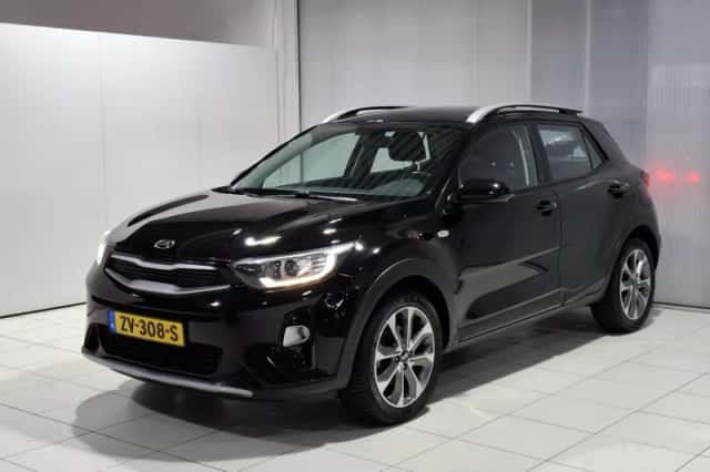 Kia Stonic (2019) thumbnail 5