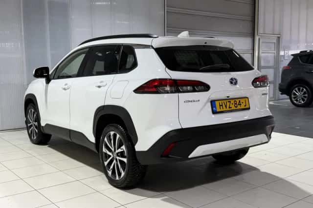 Toyota Corolla Cross (2024) thumbnail 5