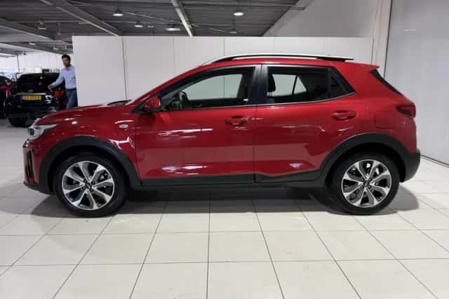 Kia Stonic (2019) thumbnail 4