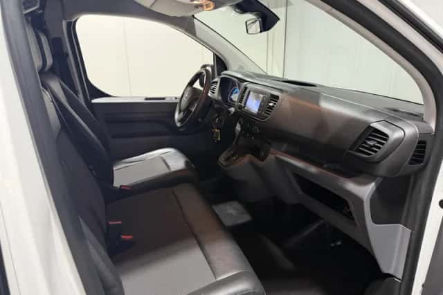 Toyota Proace (2022) thumbnail 6
