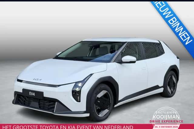 Kia EV4 (2026) thumbnail 1