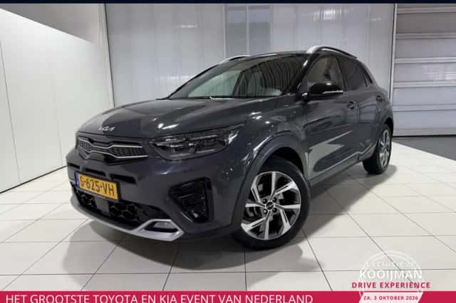 Kia Stonic (2023) thumbnail 1