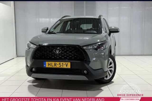 Toyota Corolla Cross (2025) thumbnail 1
