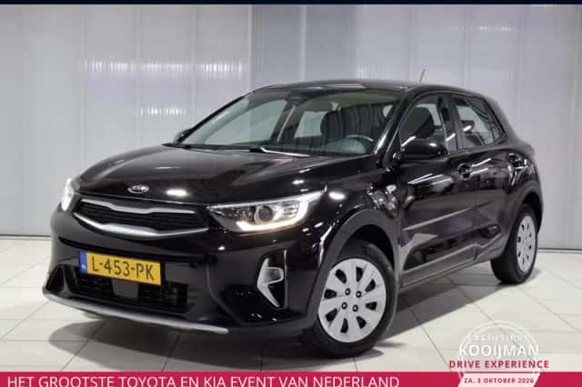 Kia Stonic (2021) thumbnail 1